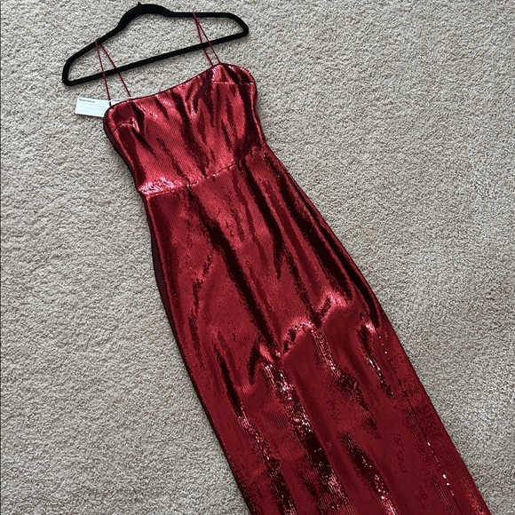 Reformation red sequin dress. Size 2 - Picture 6 of 16